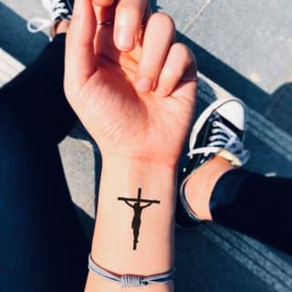 cross-tattoo-29