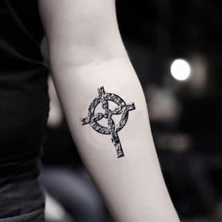 cross-tattoo-24